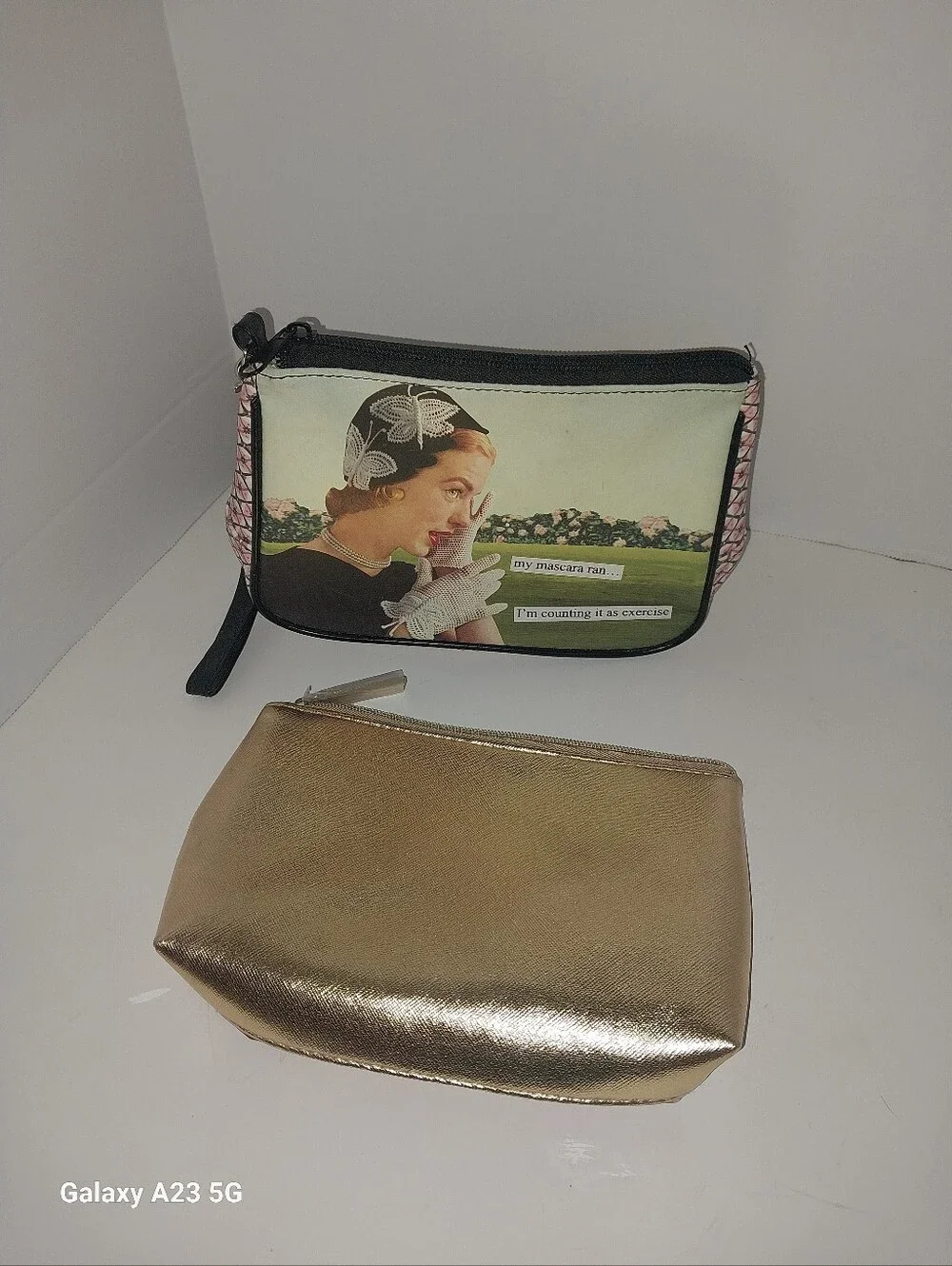 2 Make Up Bags